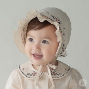 Kids Clara - Renova 綉花邊蘇格蘭帽