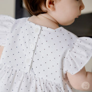 Clif 蝴蝶袖綉花圖案嬰兒上衣 